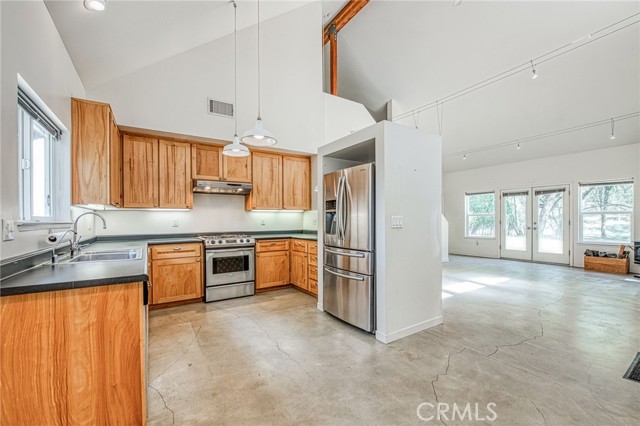 Detail Gallery Image 12 of 46 For 31730 Erie Rd, Coarsegold,  CA 93614 - 2 Beds | 2 Baths