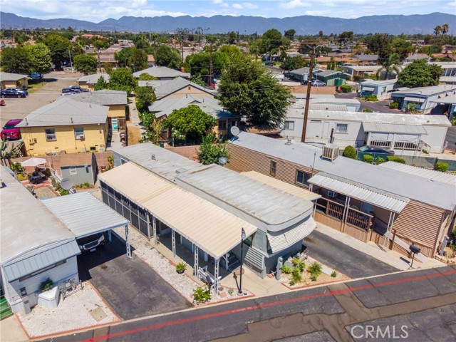 Detail Gallery Image 6 of 30 For 17455 Marygold, Bloomington,  CA 92316 - 1 Beds | 1 Baths