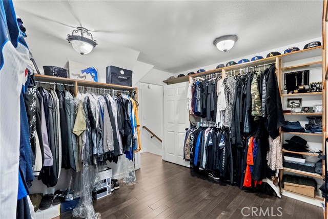 26675 MacMillan Ranch Road, Canyon Country CA: https://media.crmls.org/medias/aa7db7d1-703c-47c1-b4de-9ed38f0fbb24.jpg