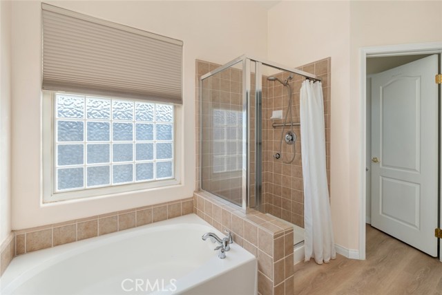 Detail Gallery Image 39 of 53 For 10500 Vista Bonita Dr, Bakersfield,  CA 93311 - 3 Beds | 2 Baths