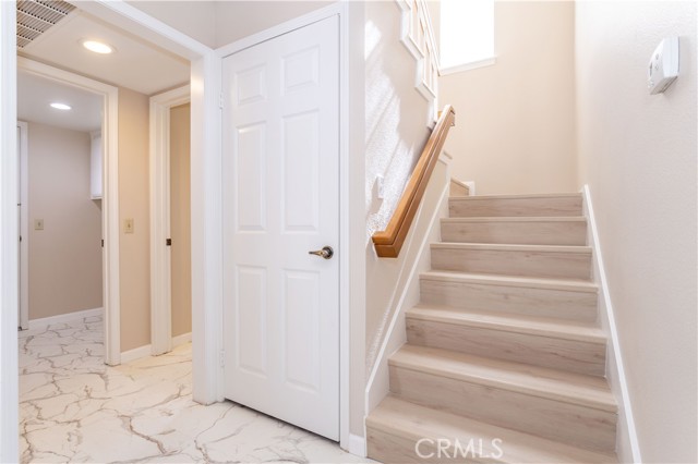 Detail Gallery Image 15 of 34 For 12067 Turtle Springs Ct, Porter Ranch,  CA 91326 - 3 Beds | 2/1 Baths