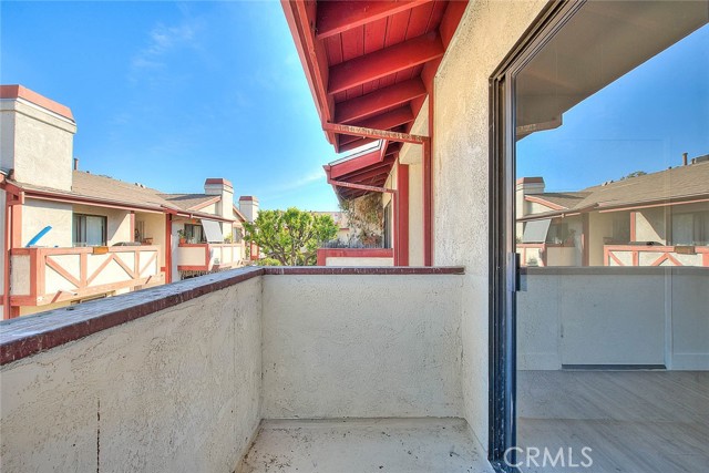 Detail Gallery Image 10 of 42 For 13961 Osborne St #210,  Arleta,  CA 91331 - 2 Beds | 2 Baths