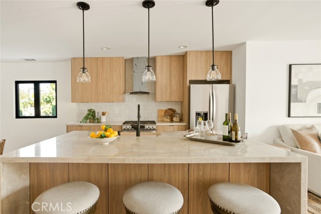 Detail Gallery Image 13 of 37 For 6652 Hough St, Los Angeles,  CA 90042 - 3 Beds | 3 Baths