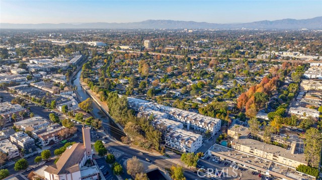 Detail Gallery Image 63 of 66 For 13331 Moorpark St #319,  Sherman Oaks,  CA 91423 - 2 Beds | 2 Baths