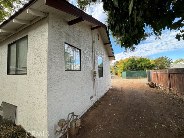 Detail Gallery Image 6 of 7 For 2262 Hewitt Ave, Oroville,  CA 95966 - 3 Beds | 2 Baths