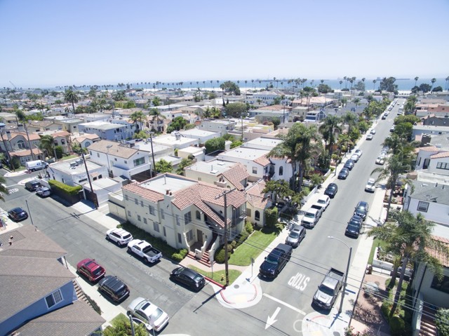 132 St Joseph Avenue, Long Beach CA: https://media.crmls.org/medias/aa7f1348-f93e-4273-89e5-bf536f701b70.jpg