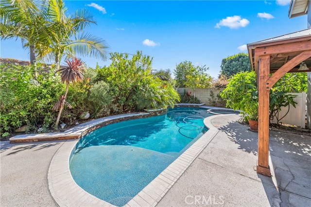 5732 Anthony Ave, Garden Grove CA: https://media.crmls.org/medias/aa80021c-b831-4450-9a10-3df2489c859b.jpg