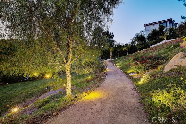 33 Sage Lane, Bell Canyon CA: https://media.crmls.org/medias/aa81683c-6e05-43eb-9967-7402776cc328.jpg