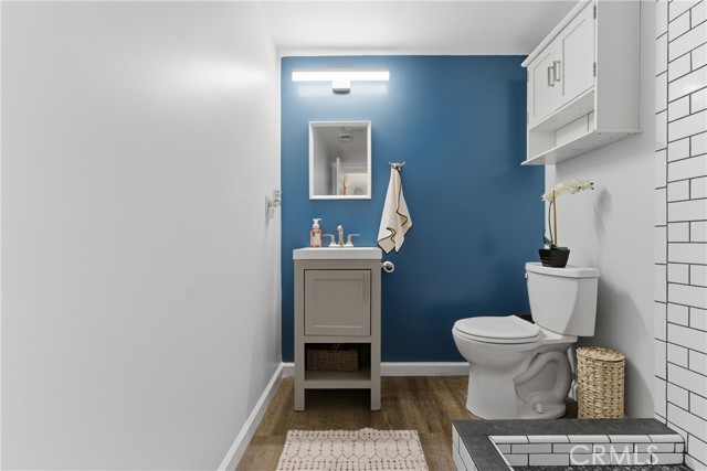 Detail Gallery Image 11 of 44 For 8901 Serapis #24,  Downey,  CA 90240 - 3 Beds | 3 Baths