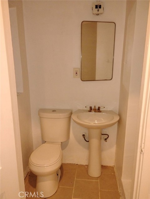 Image 6 of 19 For 12041 Sierra Way