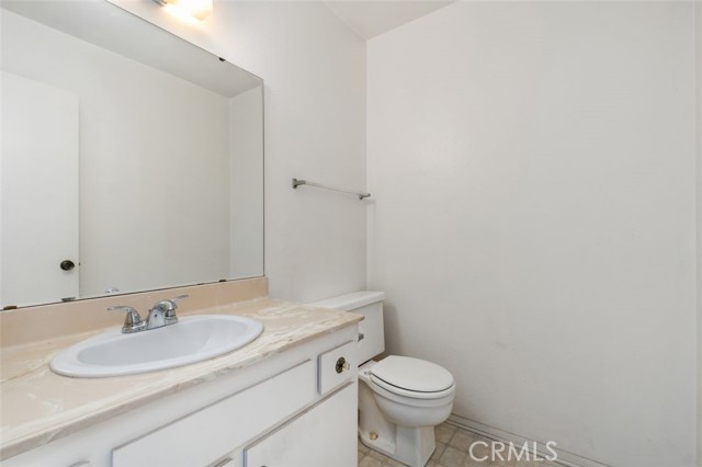 14276 Bolsa Chica Road, Westminster CA: https://media.crmls.org/medias/aa83f6ae-0712-4d8c-9bdc-b533caef0470.jpg