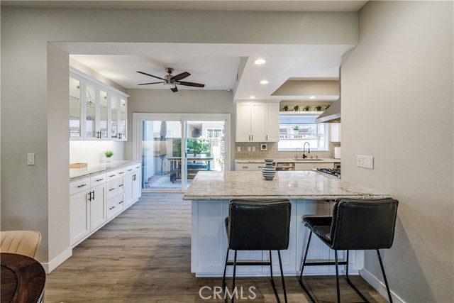 Detail Gallery Image 5 of 51 For 1219 S Catalina Ave, Redondo Beach,  CA 90277 - 4 Beds | 3/1 Baths
