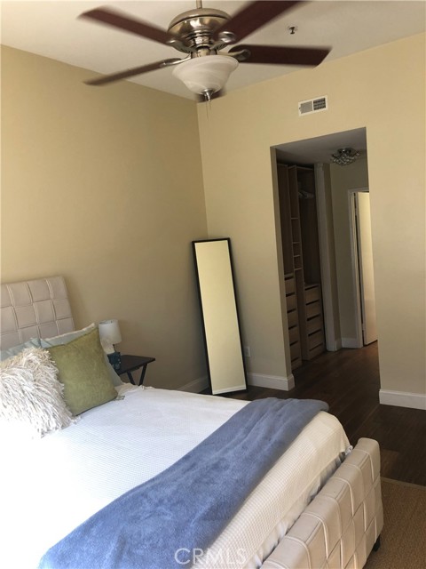 Detail Gallery Image 5 of 14 For 17661 Sergio Cir Ci202,  Huntington Beach,  CA 92647 - 2 Beds | 2 Baths
