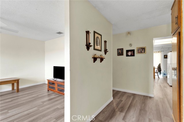 Detail Gallery Image 10 of 61 For 936 Pinon, Barstow,  CA 92311 - 4 Beds | 2 Baths