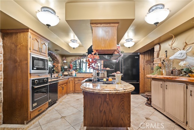 Detail Gallery Image 6 of 31 For 6016 E Texas, Bakersfield,  CA 93307 - 3 Beds | 2/1 Baths