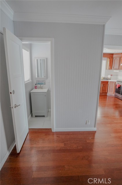 Detail Gallery Image 43 of 48 For 404 Poinsettia, Compton,  CA 90221 - 3 Beds | 2 Baths