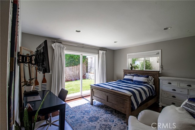 807 El Redondo Avenue, Redondo Beach CA: https://media.crmls.org/medias/aa8800bf-326a-4bf6-a140-9be622531667.jpg