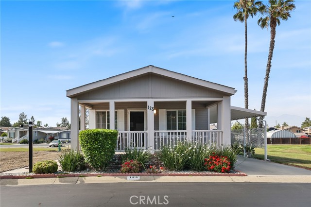 15111 Pipeline Avenue, Chino Hills CA: https://media.crmls.org/medias/aa883e3e-a3be-48a2-86b2-cc23ddd03b6f.jpg