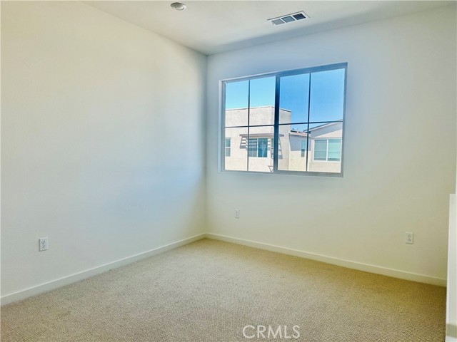 Detail Gallery Image 15 of 32 For 3210 S Jasper Paseo, Ontario,  CA 91761 - 3 Beds | 2/1 Baths