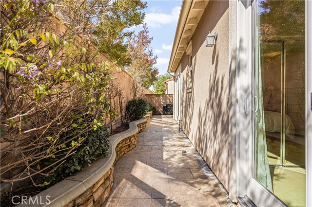 Detail Gallery Image 26 of 39 For 70 Twin Gables, Irvine,  CA 92620 - 4 Beds | 3 Baths