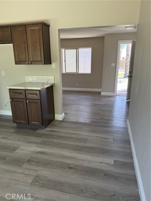 518 E 2nd Street, Rialto CA: https://media.crmls.org/medias/aa8a1779-2573-4e9f-8745-00a2a73b35e8.jpg