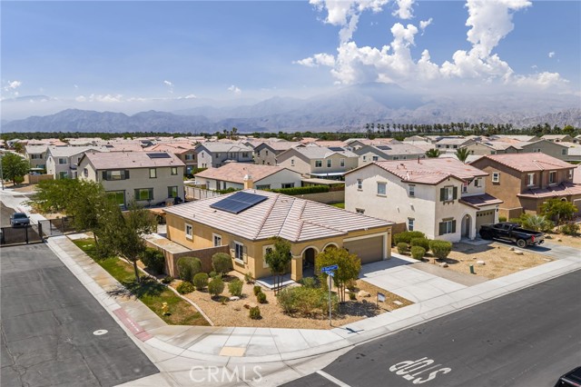 84457 Raphael Way, Coachella CA: https://media.crmls.org/medias/aa8a212d-957c-4192-87d4-30e4f33aee11.jpg