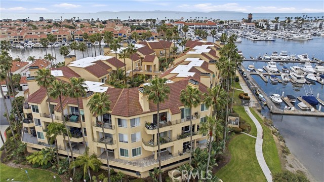 Detail Gallery Image 29 of 34 For 16291 Countess #115,  Huntington Beach,  CA 92649 - 2 Beds | 2 Baths