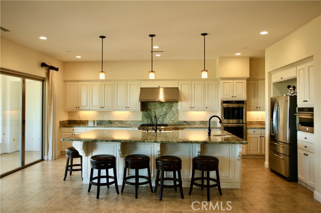 Detail Gallery Image 6 of 42 For 41907 Arbor Glen Dr., Temecula,  CA 92592 - 5 Beds | 4/1 Baths