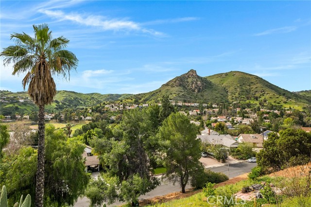 Detail Gallery Image 11 of 50 For 24308 Shrewsbury, West Hills,  CA 91307 - 4 Beds | 3 Baths