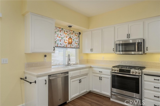 Detail Gallery Image 18 of 37 For 129 Benson Ter, Chico,  CA 95928 - 2 Beds | 2 Baths