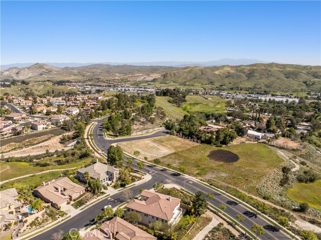 Detail Gallery Image 6 of 7 For 8365 Kiley Ct, Corona,  CA 92833 - – Beds | – Baths