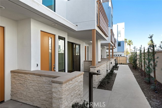 Detail Gallery Image 3 of 25 For 1684 Topanga, Costa Mesa,  CA 92627 - 3 Beds | 2/2 Baths