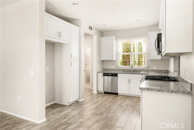 544 S Casita Street, Anaheim CA: https://media.crmls.org/medias/aa90e0ed-e0c0-416a-aff3-413a012c991f.jpg