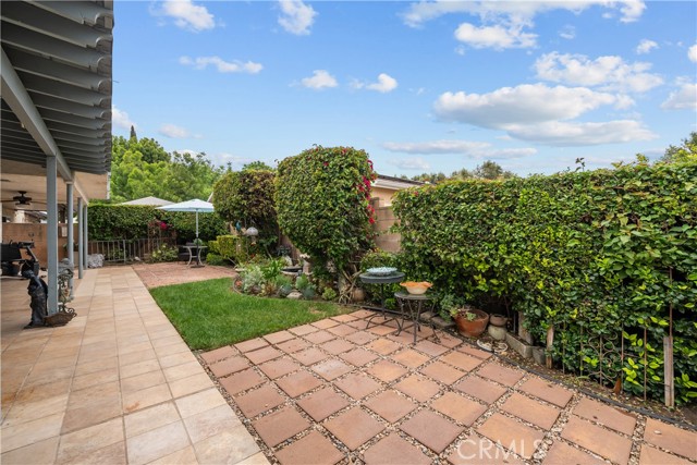 Detail Gallery Image 25 of 29 For 10538 Balcom Ave, Granada Hills,  CA 91344 - 3 Beds | 3/1 Baths