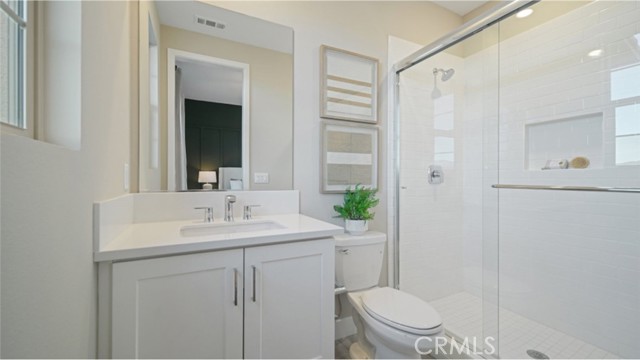 Detail Gallery Image 27 of 35 For 24228 Calle Oruga, Valencia,  CA 91354 - 4 Beds | 3/1 Baths