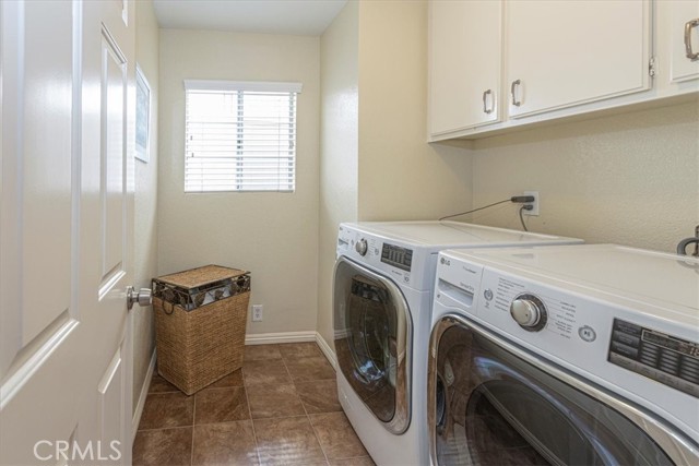 2307 Mathews Avenue, Redondo Beach, California 90278, 3 Bedrooms Bedrooms, ,2 BathroomsBathrooms,Residential,Sold,Mathews,SB21168858