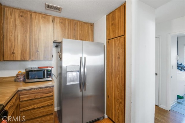 Detail Gallery Image 14 of 27 For 700 W Walnut Ave #17,  Orange,  CA 92868 - 2 Beds | 1 Baths