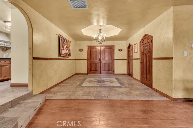 Detail Gallery Image 8 of 32 For 2554 W Avenue J14, Lancaster,  CA 93536 - 5 Beds | 3 Baths