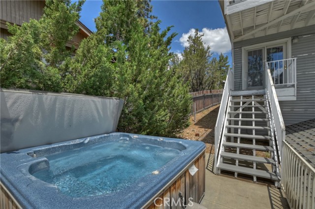 Detail Gallery Image 36 of 50 For 39326 Garden Pl, Fawnskin,  CA 92333 - 4 Beds | 2/1 Baths