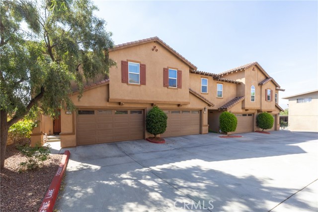 Detail Gallery Image 2 of 34 For 12068 Preston, Grand Terrace,  CA 92313 - 3 Beds | 2/1 Baths