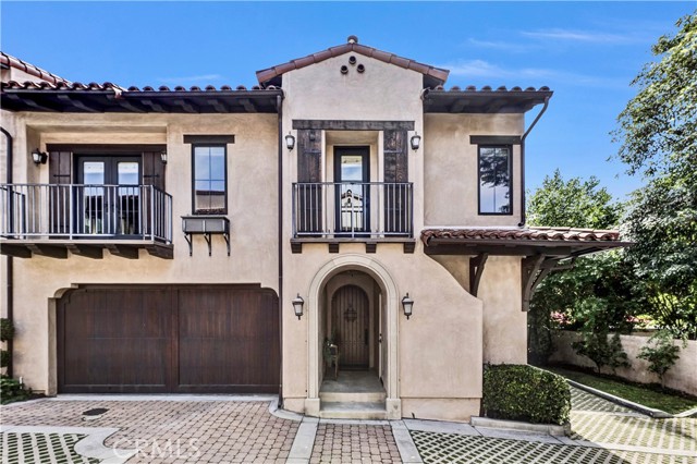 638 Sierra Madre Blvd, Sierra Madre CA: https://media.crmls.org/medias/aa96d085-2a34-4958-b4ef-6e11ff7fa055.jpg