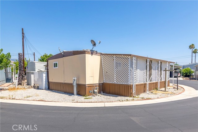 Image 22 of 24 For 43601 Florida Avenue 64