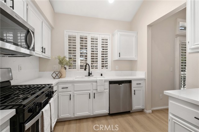 Image 12 of 50 For 20171 Sealpoint Lane 207