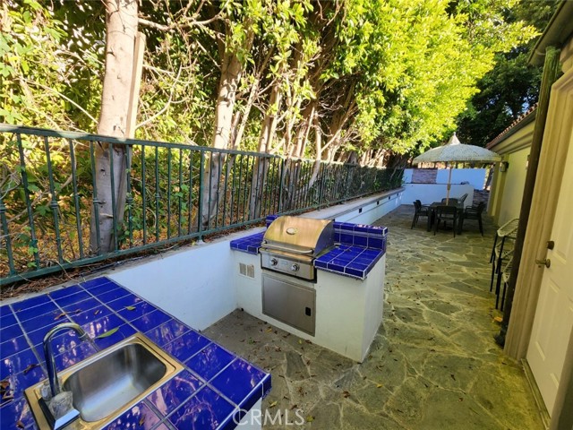 Detail Gallery Image 10 of 11 For 3625 Coldwater Canyon Ave, Studio City,  CA 91604 - 2 Beds | 1 Baths