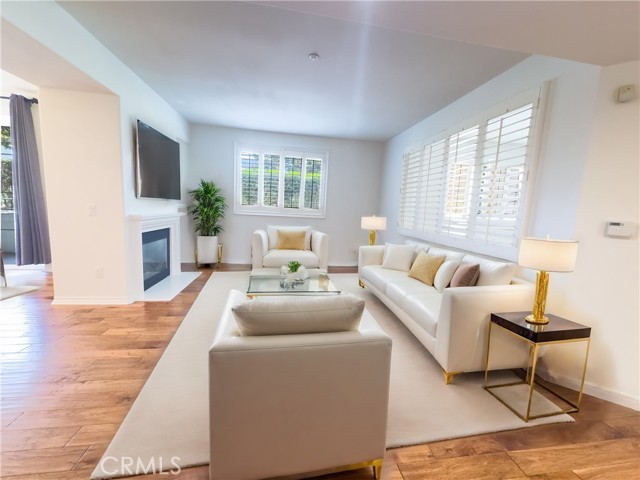 Detail Gallery Image 2 of 19 For 13031 Villosa Place #129,  Playa Vista,  CA 90094 - 3 Beds | 2/1 Baths