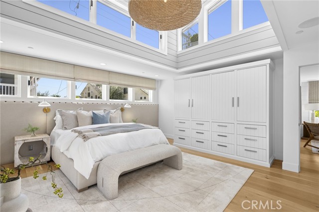 Detail Gallery Image 27 of 37 For 706 Poinsettia, Corona Del Mar,  CA 92625 - 5 Beds | 3/1 Baths