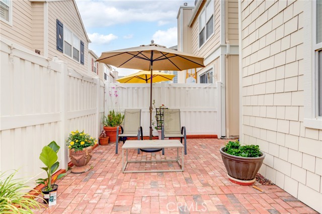 1800 Pacific Coast, Redondo Beach, California 90277, 4 Bedrooms Bedrooms, ,3 BathroomsBathrooms,Residential,Sold,Pacific Coast,SB21216257