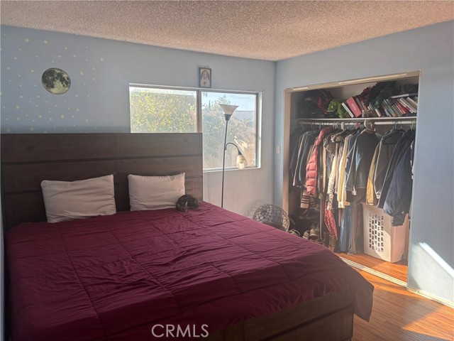 Detail Gallery Image 13 of 32 For 11545 Honeyglen, Pacoima,  CA 91331 - 3 Beds | 3 Baths