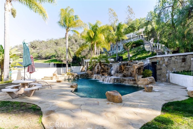 Detail Gallery Image 2 of 34 For 31256 Quail Valley Rd, Castaic,  CA 91384 - 3 Beds | 3 Baths