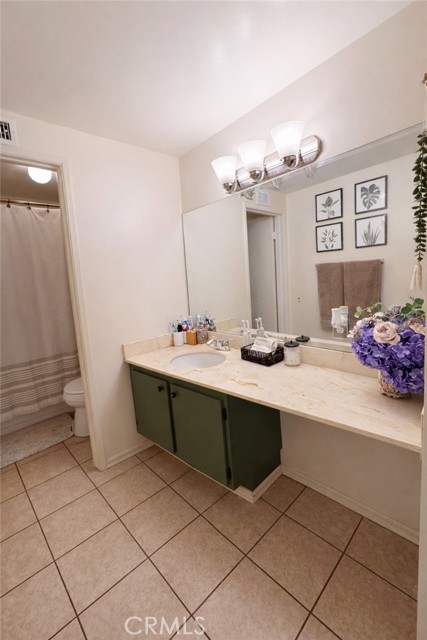 Detail Gallery Image 20 of 22 For 2410 N Justin, Simi Valley,  CA 93065 - 4 Beds | 2 Baths